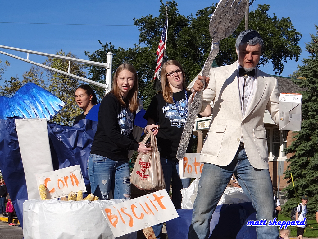 Hi-Liner Homecoming Parade - More CSi Photos/Video at Facebook